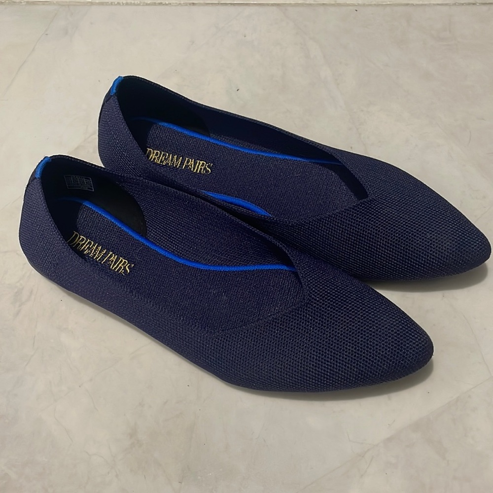 Dream Pairs navy flats
